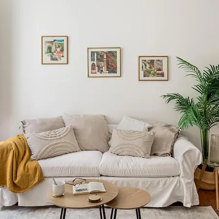 Joivy Cosy Apt Near Marionette Museum
