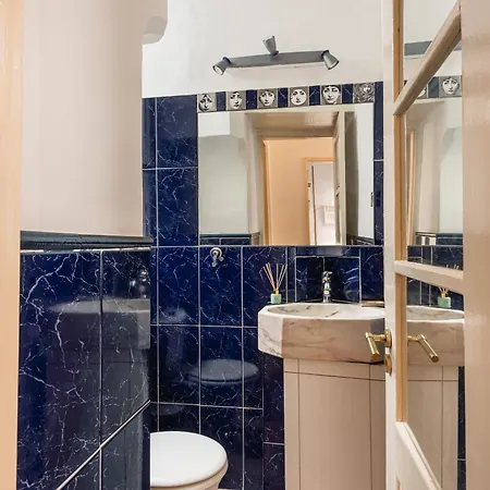 Joivy Cosy Apt Near Marionette Museum Апартаменты